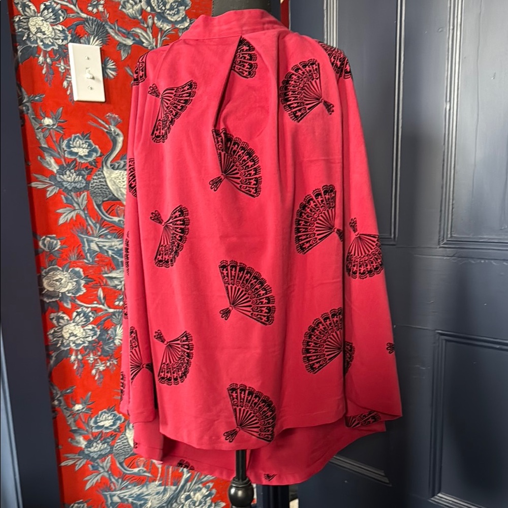 2XL Tatyana Red Skirt with Velvet Black Fan Print